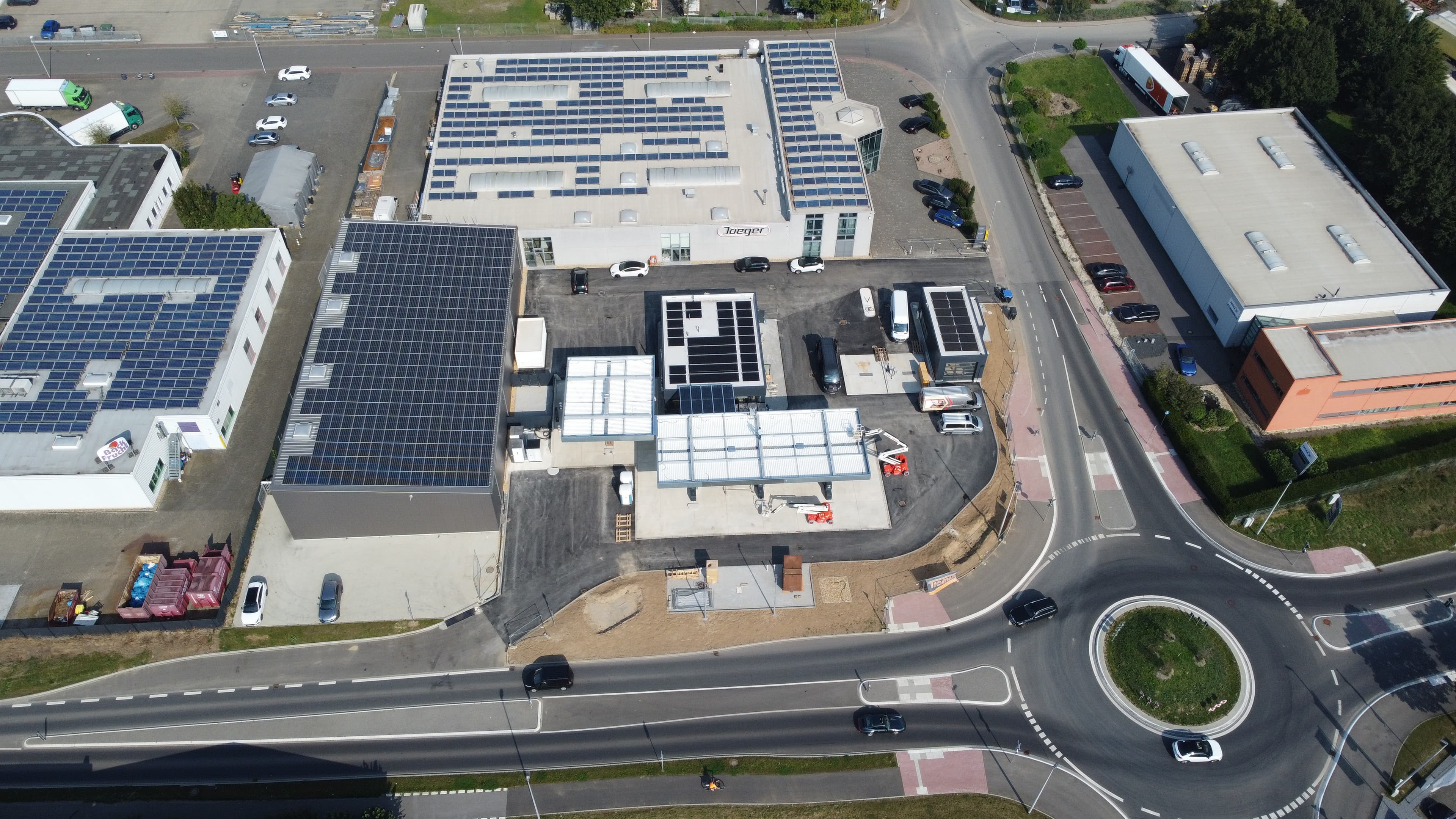 Eng2Move 1st Project - BESS Providing Grid Boosting for EV Charger - Image 3